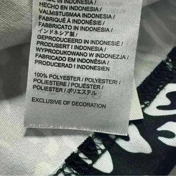 J Lindeberg Women’s Large Golf Polo Animal Print Blue And White Short Sleeve - Picture 11 of 12